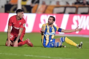 ΑΠΟΕΛ - Νέα Σαλαμίνα: Τέταρτη σερί με... πρώτο Βιγιαφάνιες! (Φώτος)