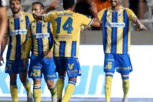 ΑΠΟΕΛ - Εθνικός: Χορταστική εμφάνιση με πεντάρα και πολλούς πρωταγωνιστές! (Φώτος)