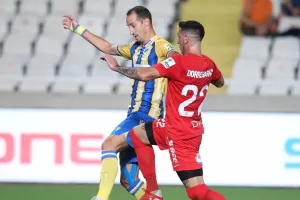 Πέτροβιτς/6άρι ή 4-5; 
