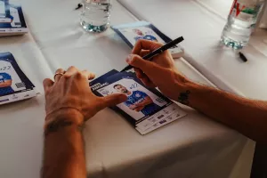 Όλα όσα έγιναν στα εγκαίνια του νέου Apollon Official Store (βίντεο/φωτος)