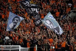 ΑΠΟΕΛ - Εθνικός: Χορταστική εμφάνιση με πεντάρα και πολλούς πρωταγωνιστές! (Φώτος)