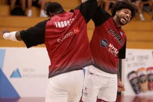 Ισοπεδωτικός Κεραυνός με 100αρα στην ευρώ-πρεμιέρα του! (φώτος)