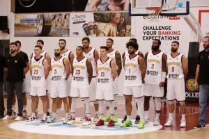 Ισοπεδωτικός Κεραυνός με 100αρα στην ευρώ-πρεμιέρα του! (φώτος)