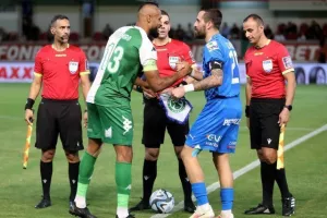ΑΕΖ-Απόλλων: “Γαλάζια” και πάλι η κορυφή με πεντάρα (φωτος)