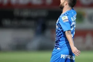 ΑΕΖ-Απόλλων: “Γαλάζια” και πάλι η κορυφή με πεντάρα (φωτος)