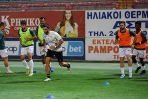 Οθέλλος-Άρης: Με Καζού έπιασε... ΑΠΟΕΛ στην κορυφή! (φώτος)