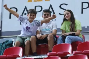 Οθέλλος-Άρης: Με Καζού έπιασε... ΑΠΟΕΛ στην κορυφή! (φώτος)