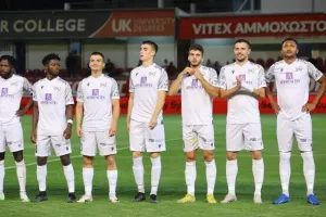 Οθέλλος-Άρης: Με Καζού έπιασε... ΑΠΟΕΛ στην κορυφή! (φώτος)