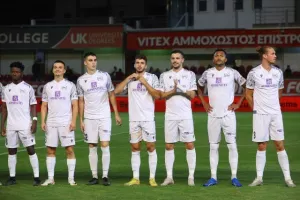 Οθέλλος-Άρης: Με Καζού έπιασε... ΑΠΟΕΛ στην κορυφή! (φώτος)