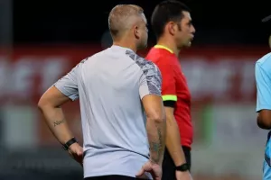 Οθέλλος-Άρης: Με Καζού έπιασε... ΑΠΟΕΛ στην κορυφή! (φώτος)