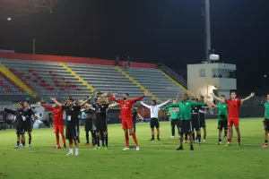 "Άρη εκεί, ψηλά στην κορυφή" (Βίντεο Kerkida)