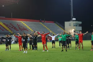 "Άρη εκεί, ψηλά στην κορυφή" (Βίντεο Kerkida)