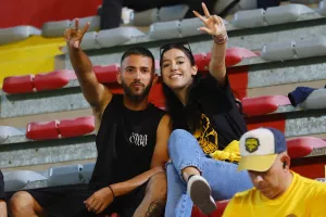 Φώτος από τον κόσμο στο “Αμμόχωστος”