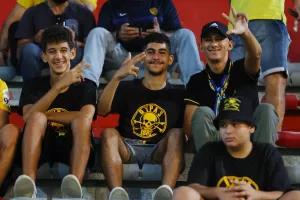 Φώτος από τον κόσμο στο “Αμμόχωστος”