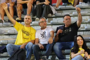 Φώτος από τον κόσμο στο “Αμμόχωστος”