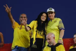Νέα Σαλαμίνα - ΑΕΛ: Πάτησαν... εξάδα οι "ερυθρόλευκοι"! (φώτος)