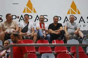 Φώτος από τον κόσμο στο “Αμμόχωστος”