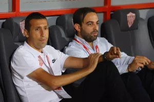 Νέα Σαλαμίνα - ΑΕΛ: Πάτησαν... εξάδα οι "ερυθρόλευκοι"! (φώτος)
