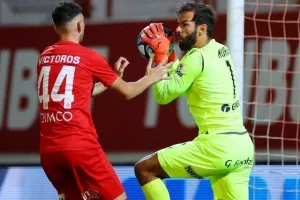 Νέα Σαλαμίνα - ΑΕΛ: Πάτησαν... εξάδα οι "ερυθρόλευκοι"! (φώτος)
