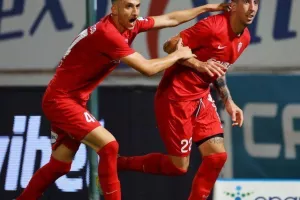 Νέα Σαλαμίνα - ΑΕΛ: Πάτησαν... εξάδα οι "ερυθρόλευκοι"! (φώτος)