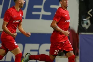 Νέα Σαλαμίνα - ΑΕΛ: Πάτησαν... εξάδα οι "ερυθρόλευκοι"! (φώτος)
