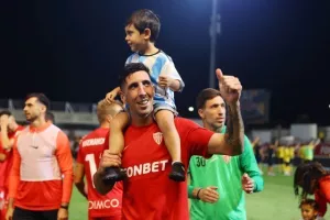 Νέα Σαλαμίνα - ΑΕΛ: Πάτησαν... εξάδα οι "ερυθρόλευκοι"! (φώτος)