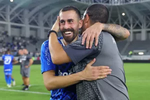 Πλακάτ σε Χάμπο: "Χάμπο λεβέντη μου..." (φώτος)