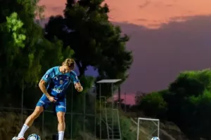 Ωραίο με Όντεγκααρντ και Κύπρο: "Καπετάνιος στο ηλιοβασίλεμα"!