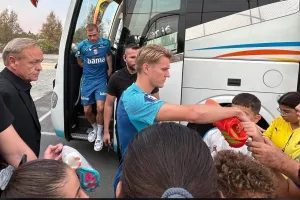 Τζέντλεμαν o "captain" Όντεγκααρντ! (Φώτος)