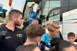 Τζέντλεμαν o "captain" Όντεγκααρντ! (Φώτος)