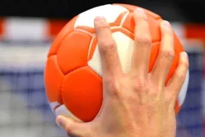Σε επ’ αόριστον απεργία οι διαιτητές του χάντμπολ-Στον αέρα το πρωτάθλημα