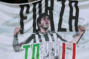 Νιούκαστλ: Το «St James' Park» αποθέωσε τον Τονάλι! (Βίντεο)