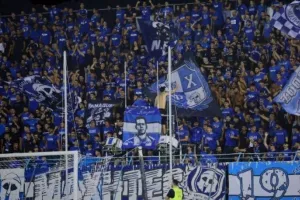 "Καλούμε το κόσμο να φορέσει ΜΑΥΡΗ φανέλα - Να φέρει μαζί του ο καθένας από μια ΕΛΛΗΝΙΚΗ σημαία"