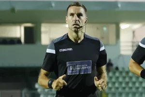 Από VAR στο "αιώνιο", σφυρίχτρα στο Απόλλων - Πάφος 