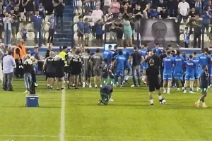 Συγκινητικές στιγμές στο ΠΑΠ/Τίμησαν τη μνήμη του Κίκη Κωνσταντίνου (Φώτος)