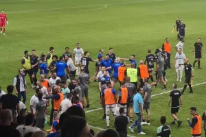 Ημίχρονο και ένταση στο "Αλφαμέγα" (Φώτος)