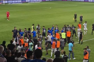 Ημίχρονο και ένταση στο "Αλφαμέγα" (Φώτος)