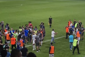 Ημίχρονο και ένταση στο "Αλφαμέγα" (Φώτος)