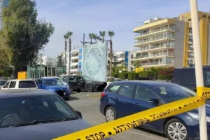 Νεκρός άντρας σε αυτοκίνητο στη Λεμεσό - Δέχθηκε πυροβολισμούς