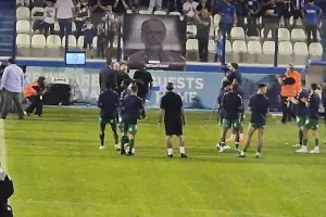 Και η ΑΕΖ... τίμησε τη μνήμη του Κίκη (φώτος)