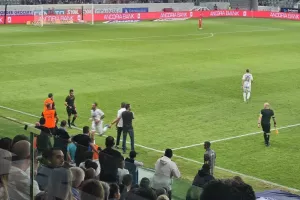 (ΦΩΤΟΣ) Απευθείας κόκκινη σε Χάμπο! Με δέκα ο Απόλλωνας 