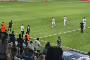 (ΦΩΤΟΣ) Απευθείας κόκκινη σε Χάμπο! Με δέκα ο Απόλλωνας 
