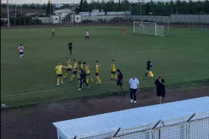 Έριξε... εξάρα (φώτος)