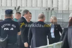 (Φωτορεπορτάζ Kerkida) Η άφιξη των διαιτητών στο "Αλφαμέγα"