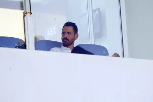 Πετράκης…