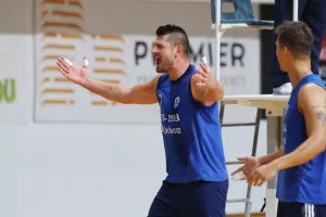 Ομόνοια - Ανόρθωση: Σούπερ "τριφύλλι", σήκωσε το 8ο! (φώτος)