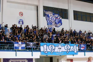 "Καυτή" ατμόσφαιρα στο "Κίτιον" από Ανορθωσιάτες και Ομονοιάτες (φώτος)