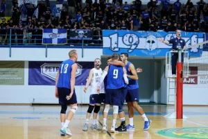Ομόνοια - Ανόρθωση: Σούπερ "τριφύλλι", σήκωσε το 8ο! (φώτος)