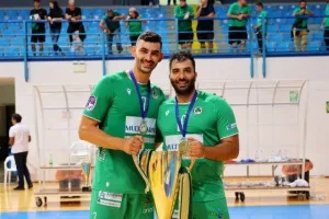 Η στέψη και το πάρτι των "σούπερ" νταμπλούχων (φώτος)
