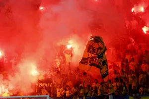 Θα είναι εκεί 